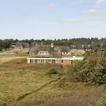 別荘 3 Bedroom Front In ブラーバンド