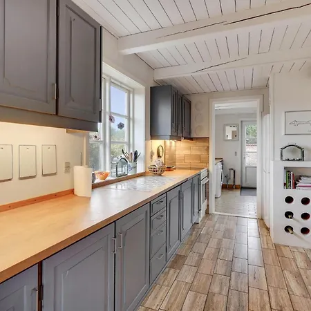 3 Bedroom Front In Feriehus *